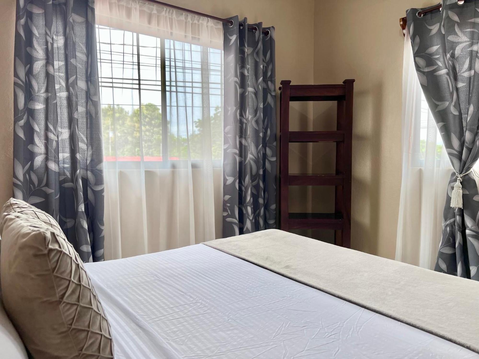 Casa Tatich Ac Near Guanacaste Airport Lejlighed Liberia Eksteriør billede